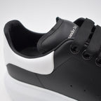 Sneakers Oversized sneakers Alexander McQueen Black Man