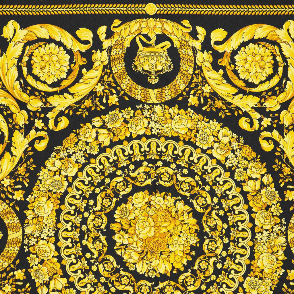 Écharpes, foulards et gants Carré de soie Barocco Versace Jaune Femme