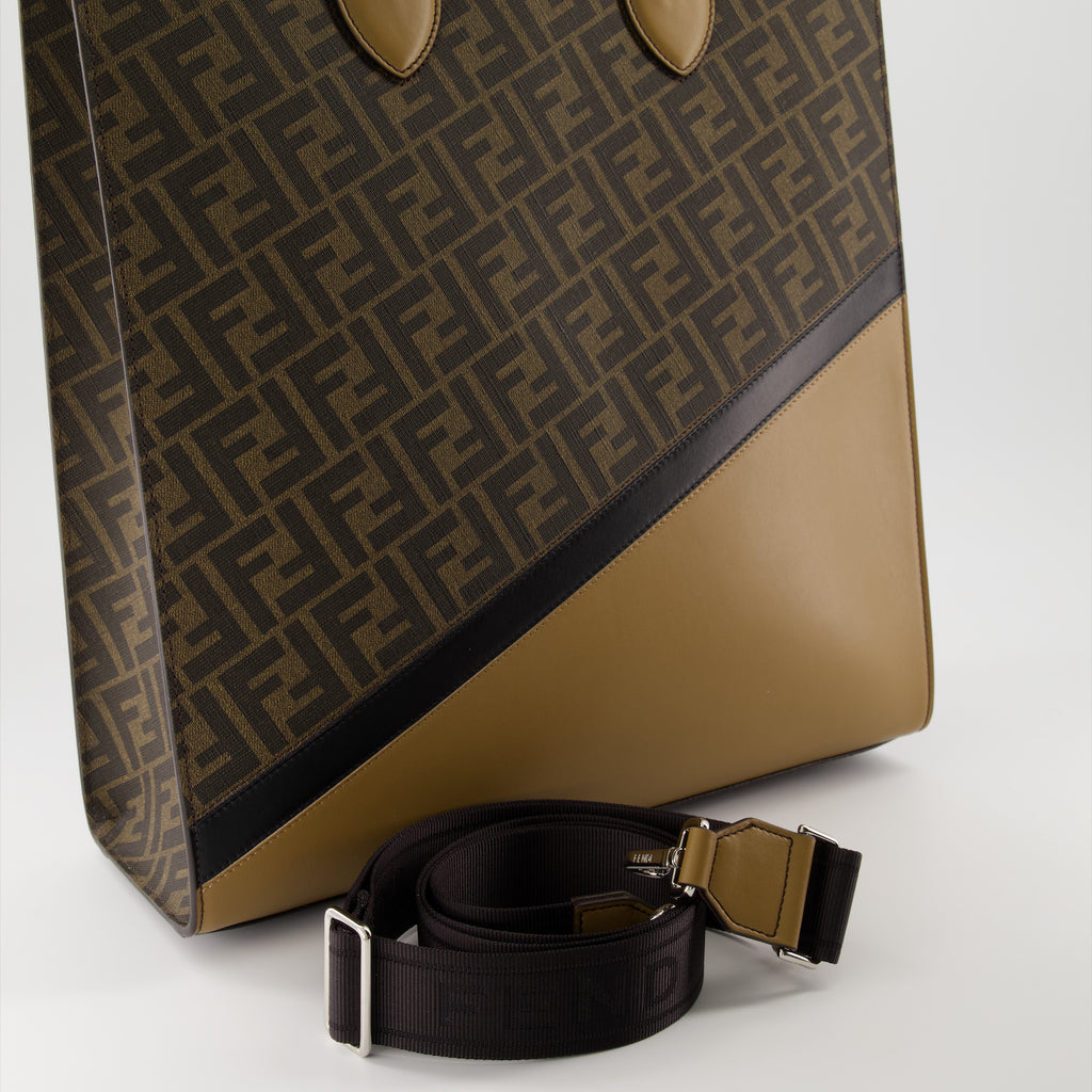 Bolsos tote Sac shopping Vertical Fendi Marrón Homme