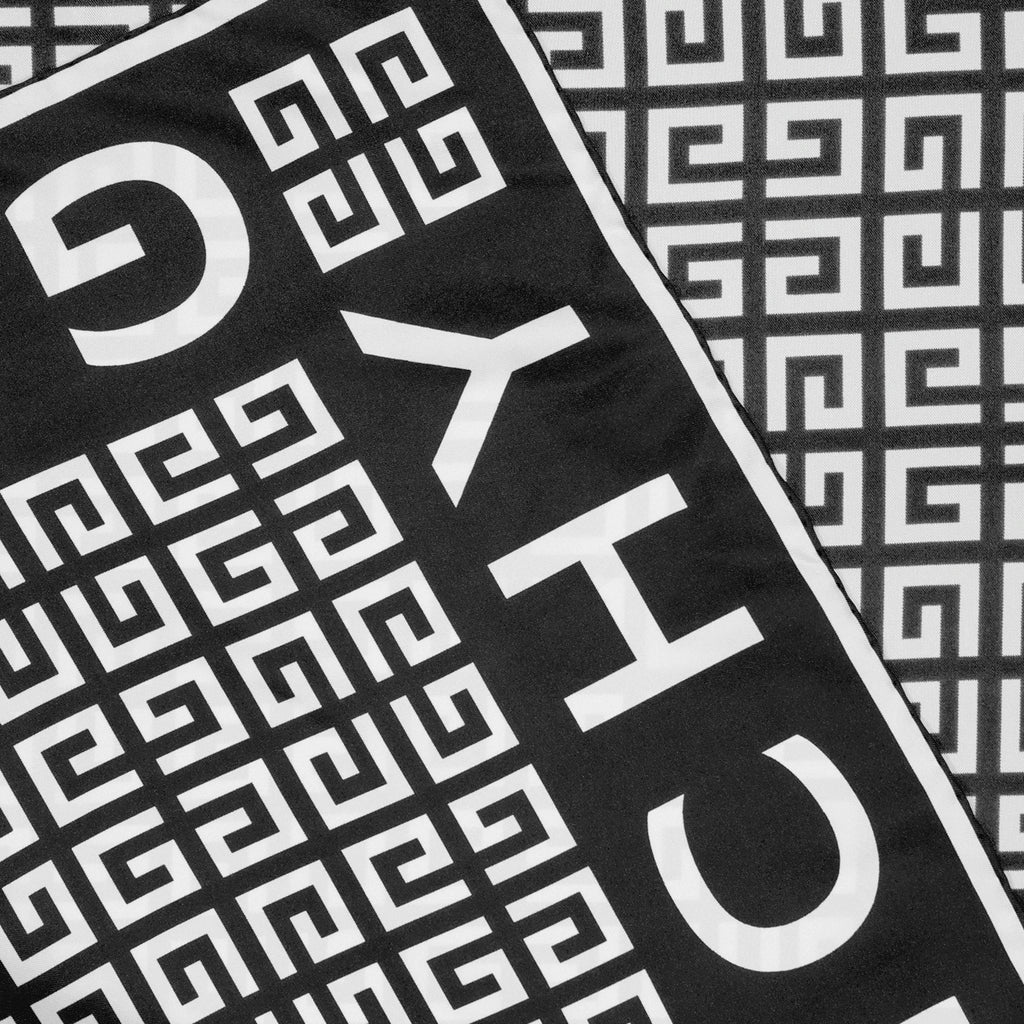 Écharpes, foulards et gants Carré 4G en soie Givenchy Noir Femme