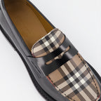 Mocassins Mocassins à carreaux Burberry Noir Homme