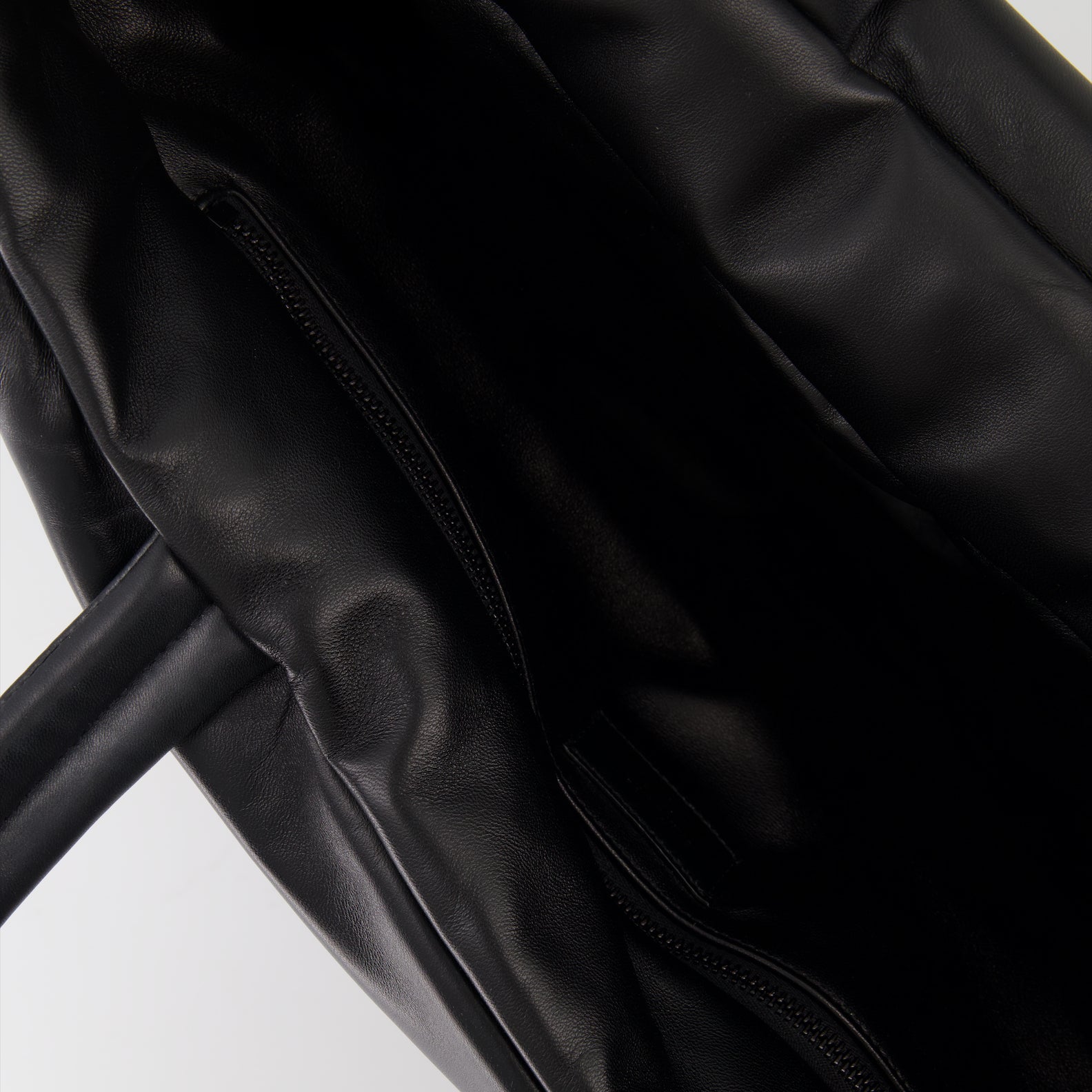 토트백 내피 가죽 토트백 Saint Laurent 검은색 Homme