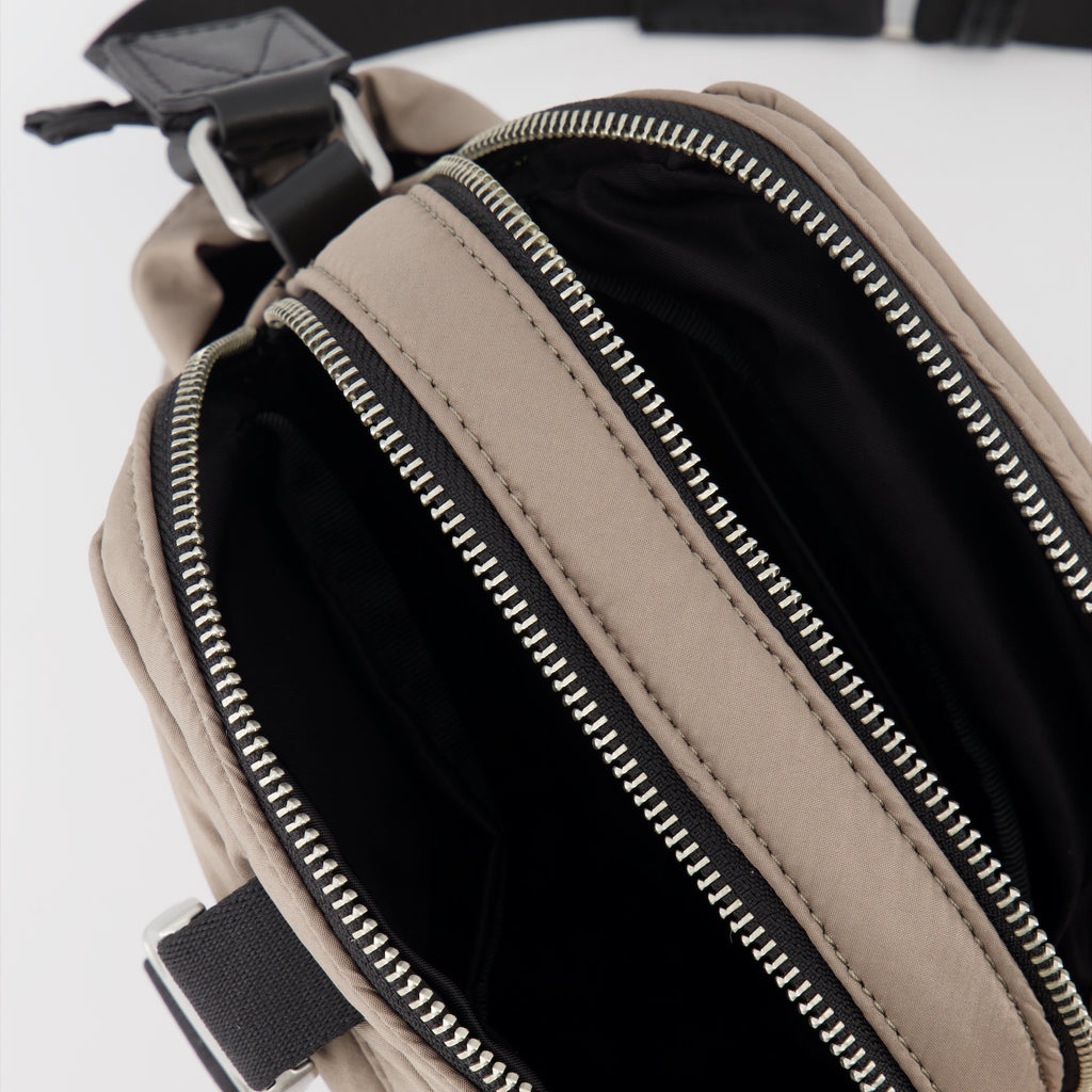 Bolsos bandolera Sac bandoulière en nylon Ami PARIS Marrón Homme