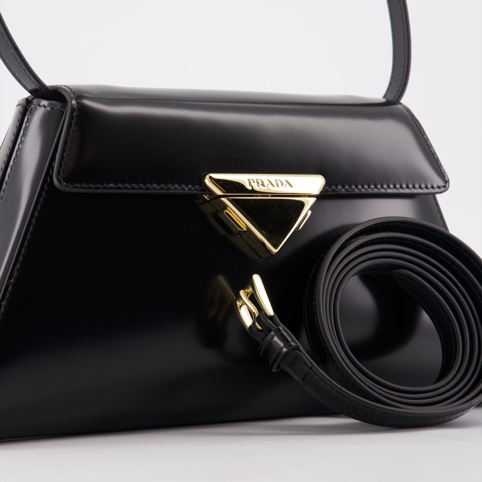 Borse a mano e a spalla Sac à main en cuir Prada Nero Femme