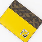 スモールレザーグッズ FFスクエアカードホルダー Fendi 黄色 男
