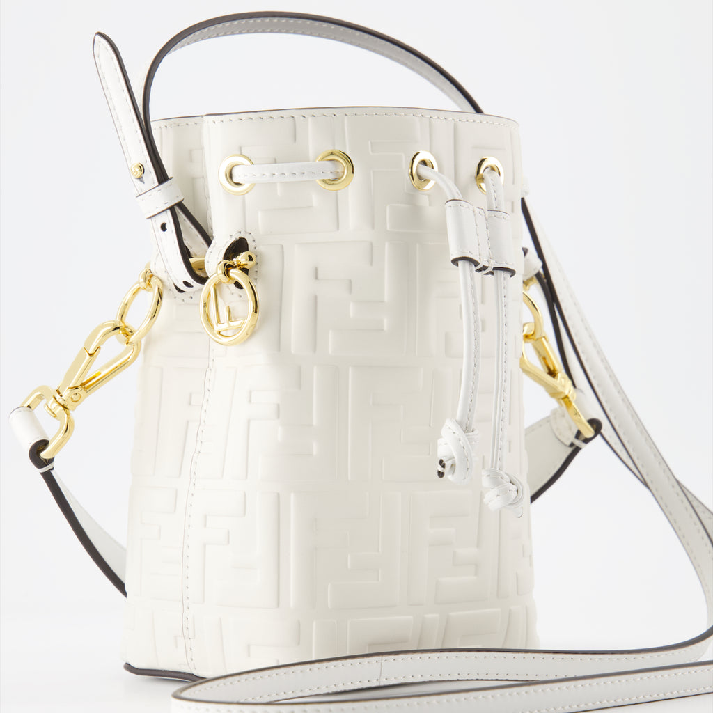 バケットバッグ 私の宝物バッグ Fendi 白 女性