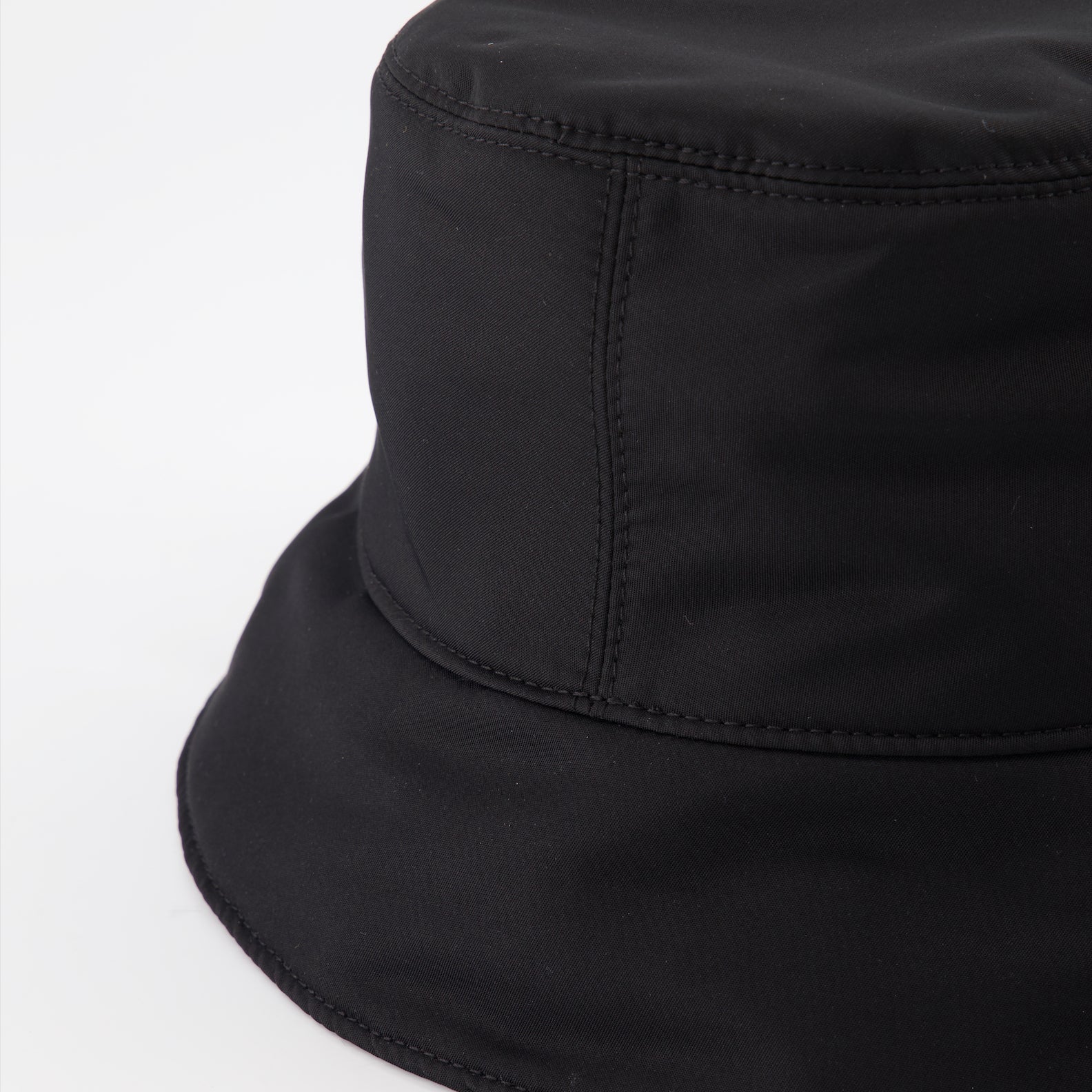 ハット・キャップ・ビーニー ボブ・ブックイッシュ Off-White 黒 男