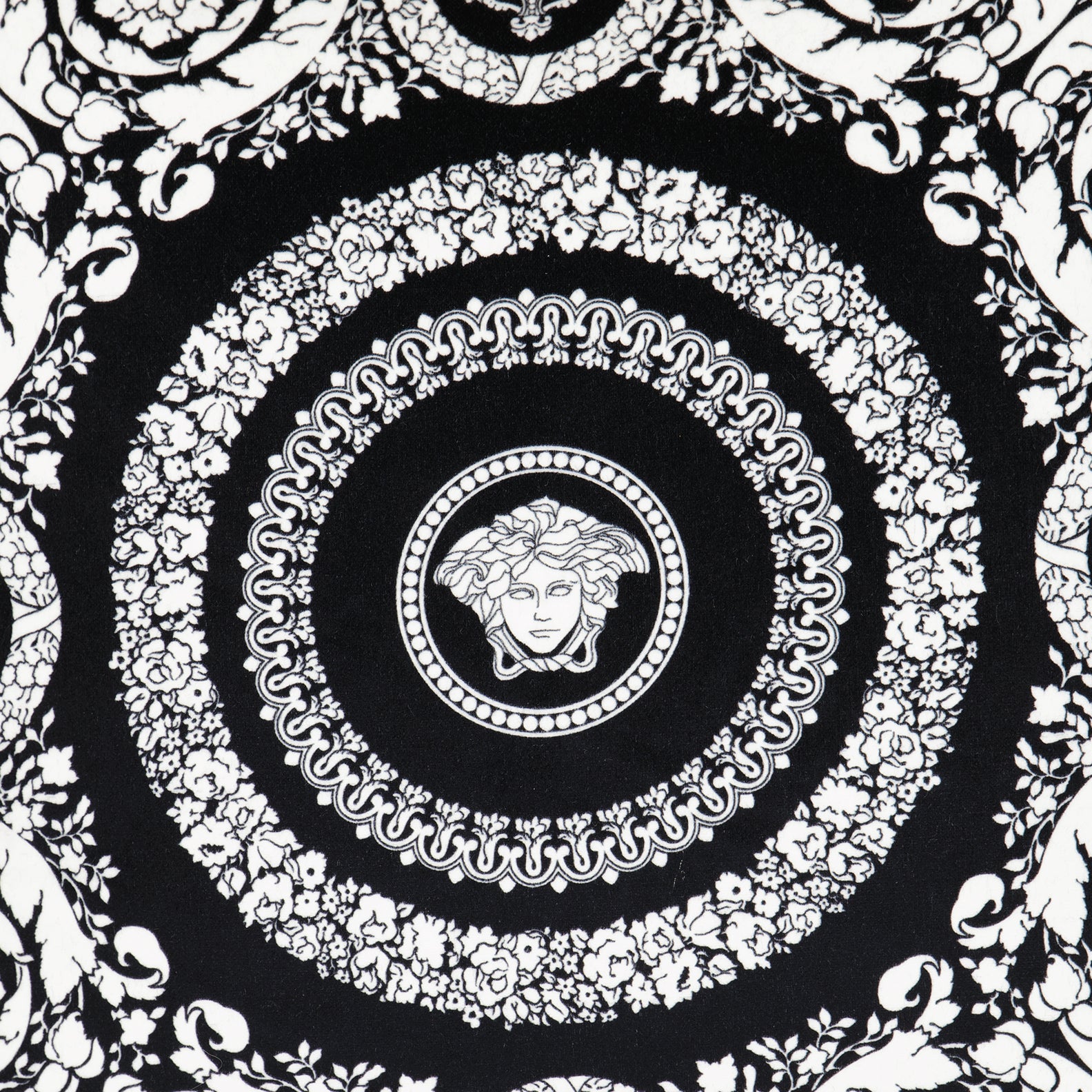 Lifestyle Coussin Barocco Versace Preto Unissex