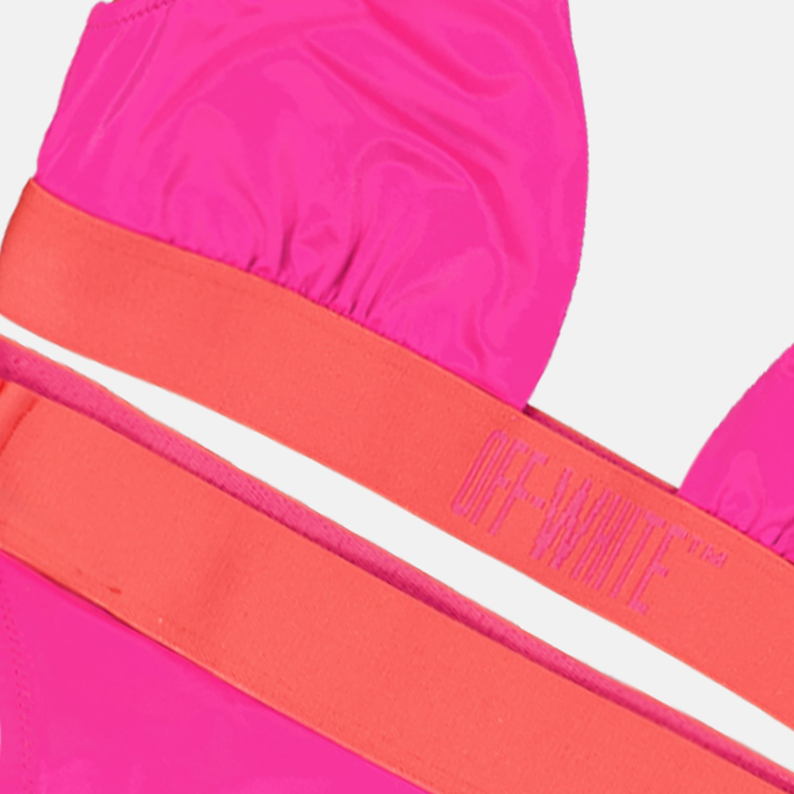 ビーチウェア トライアングルビキニ Off-White ピンク 女性