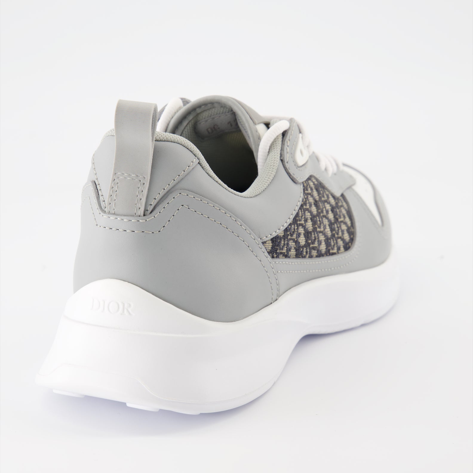 Sneakers B25 sneakers Dior Gray Man
