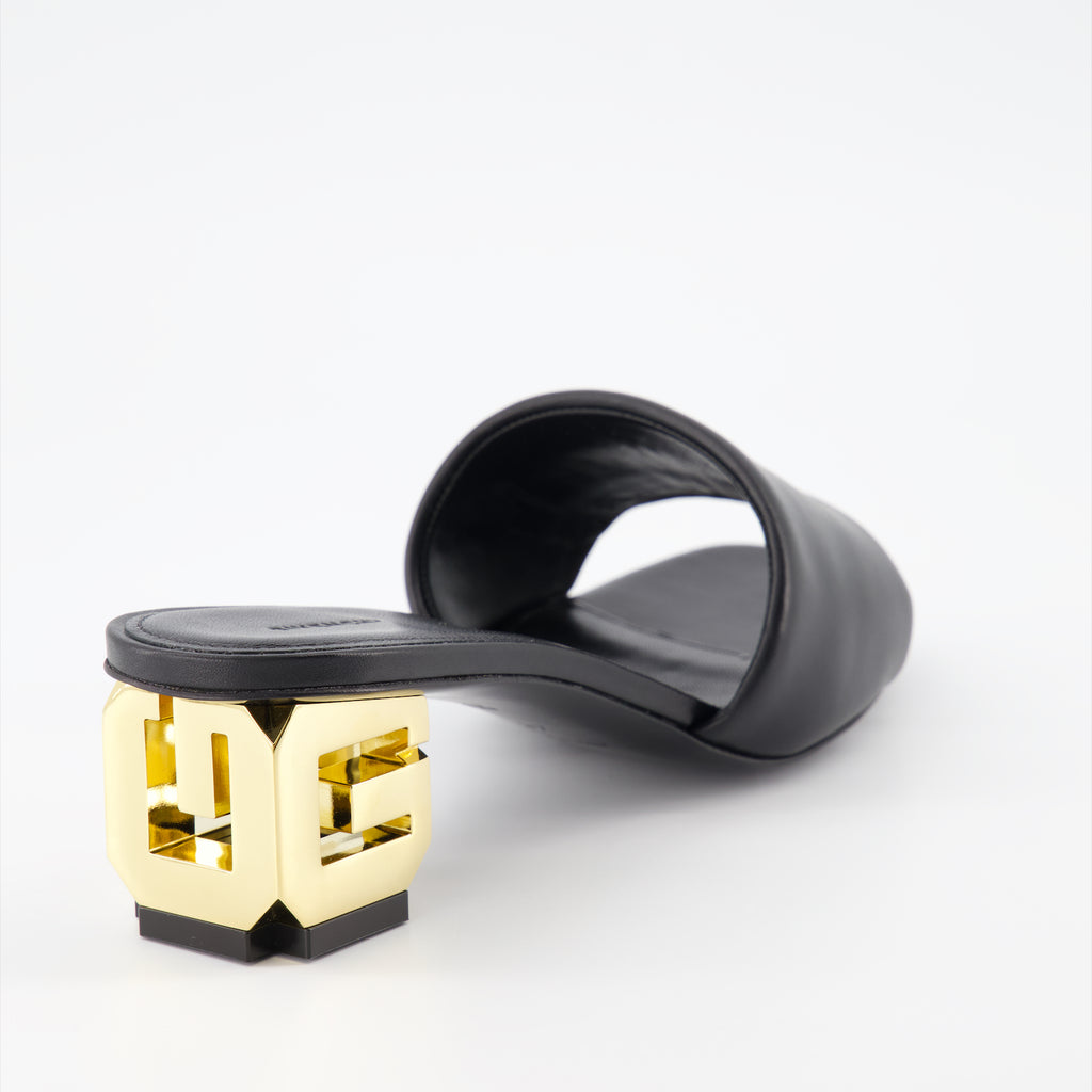 Chaussures ouvertes Mules à logo Givenchy Noir Femme