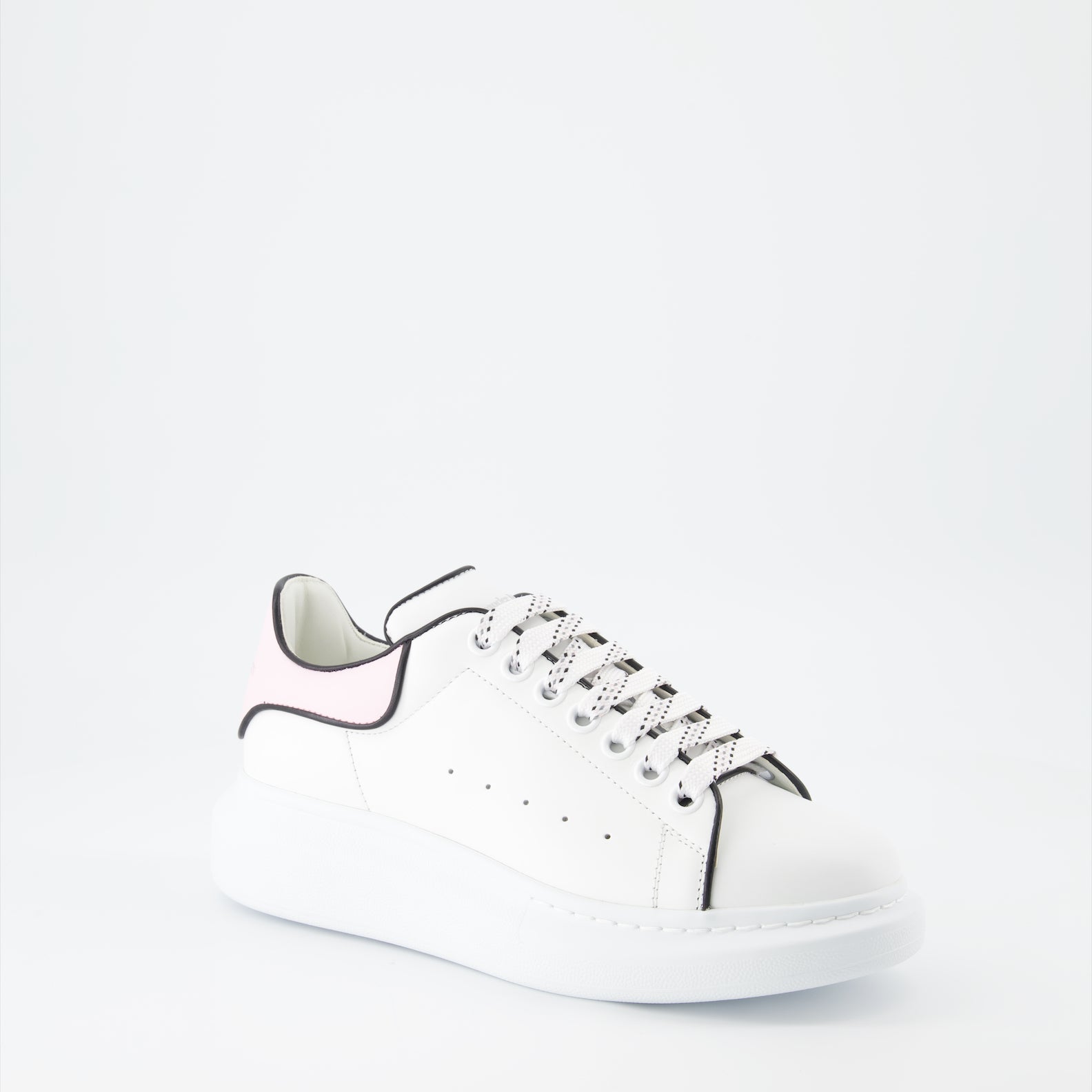 Baskets Baskets oversize Alexander McQueen Blanc Femme