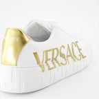 Sneaker Baskets à logo Greca Versace Weiß Homme