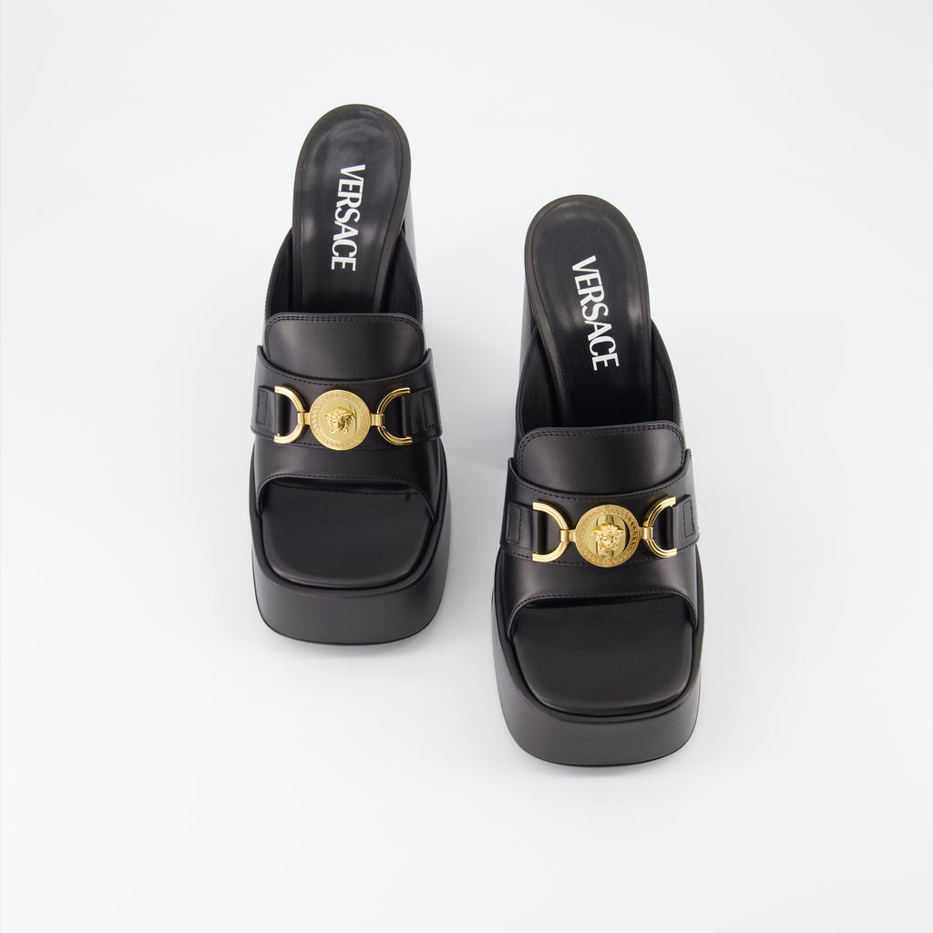Chaussures ouvertes Mules à plateforme Medusa 95' Versace Noir Femme
