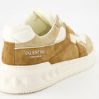 Sneaker Baskets One Stud Valentino Garavani Beige Homme