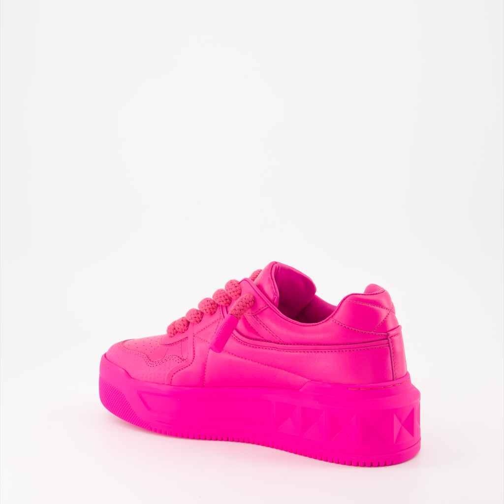 Sneaker Baskets One Stud Valentino Garavani Rosa Femme
