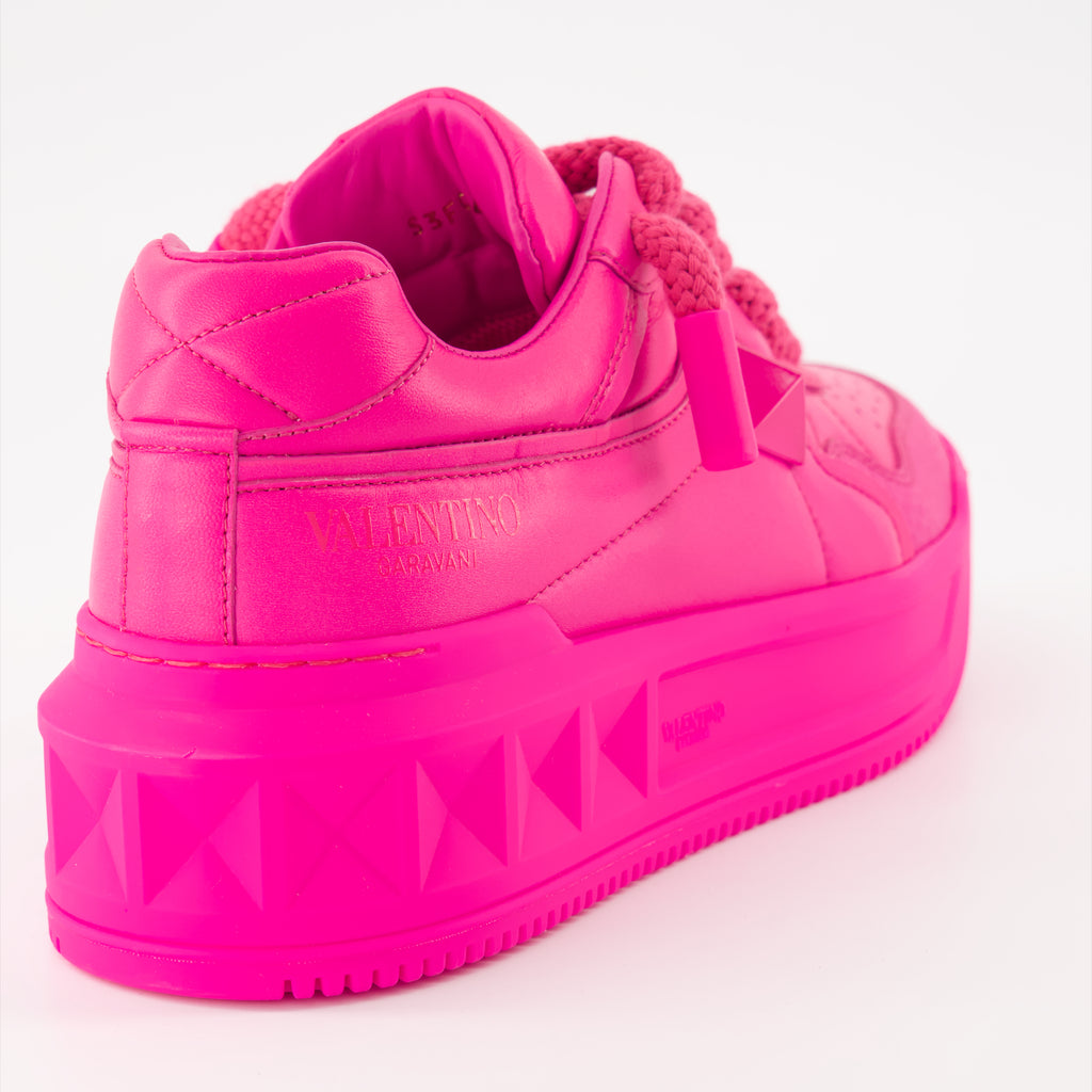 Sneaker Baskets One Stud Valentino Garavani Rosa Femme