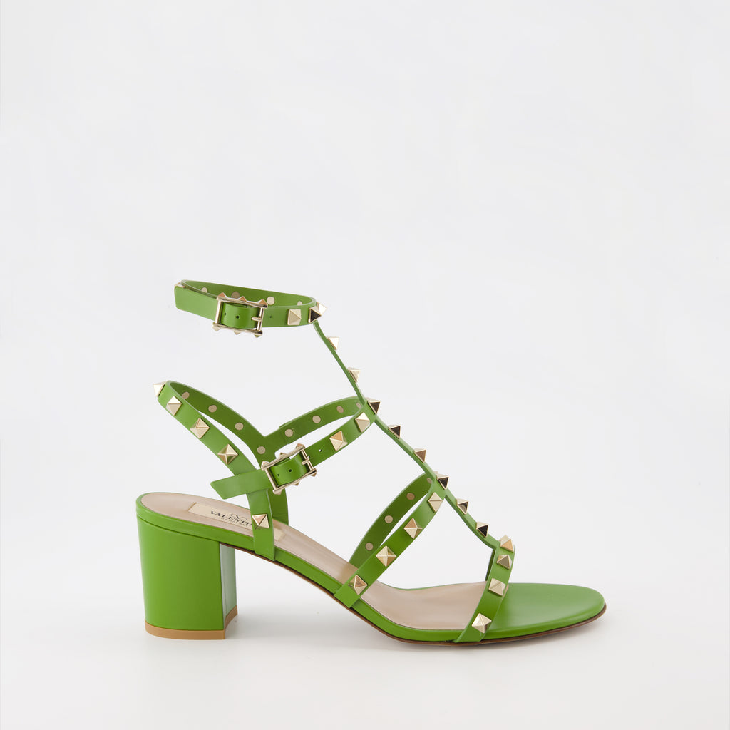 オープントゥシューズ ロックスタッズサンダル Valentino Garavani 緑 女性