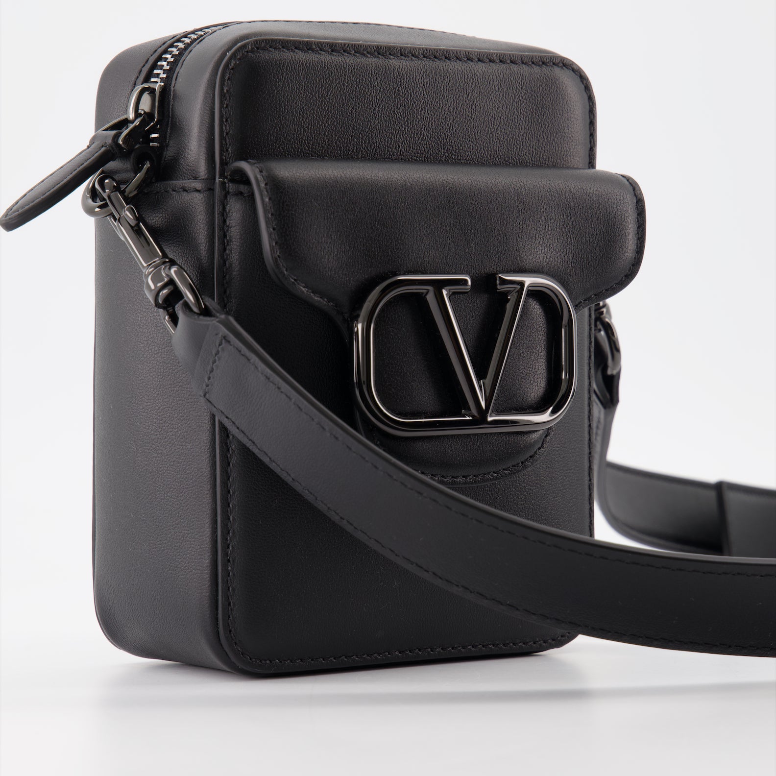 Umhängetaschen Sac Locò Valentino Garavani Schwarz Homme