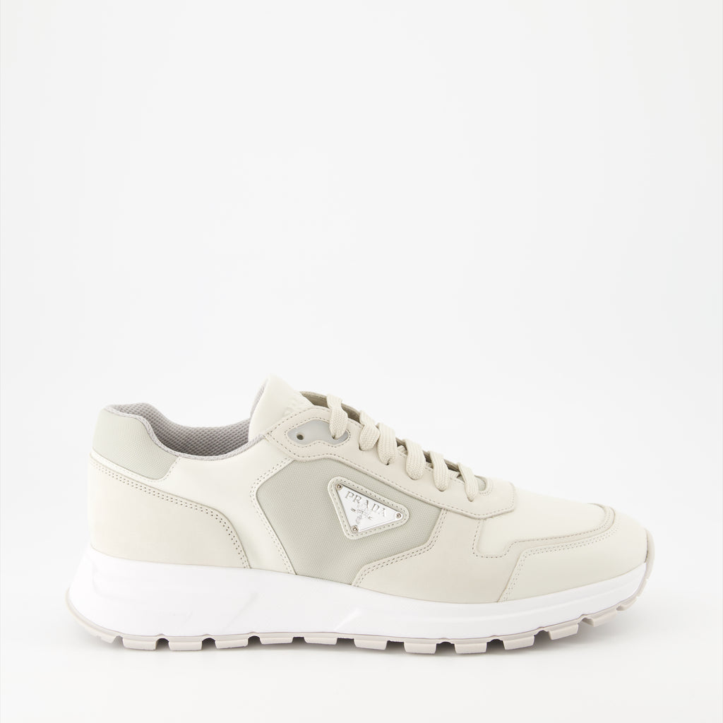 Baskets Baskets en nubuck et nylon Prada Beige Homme