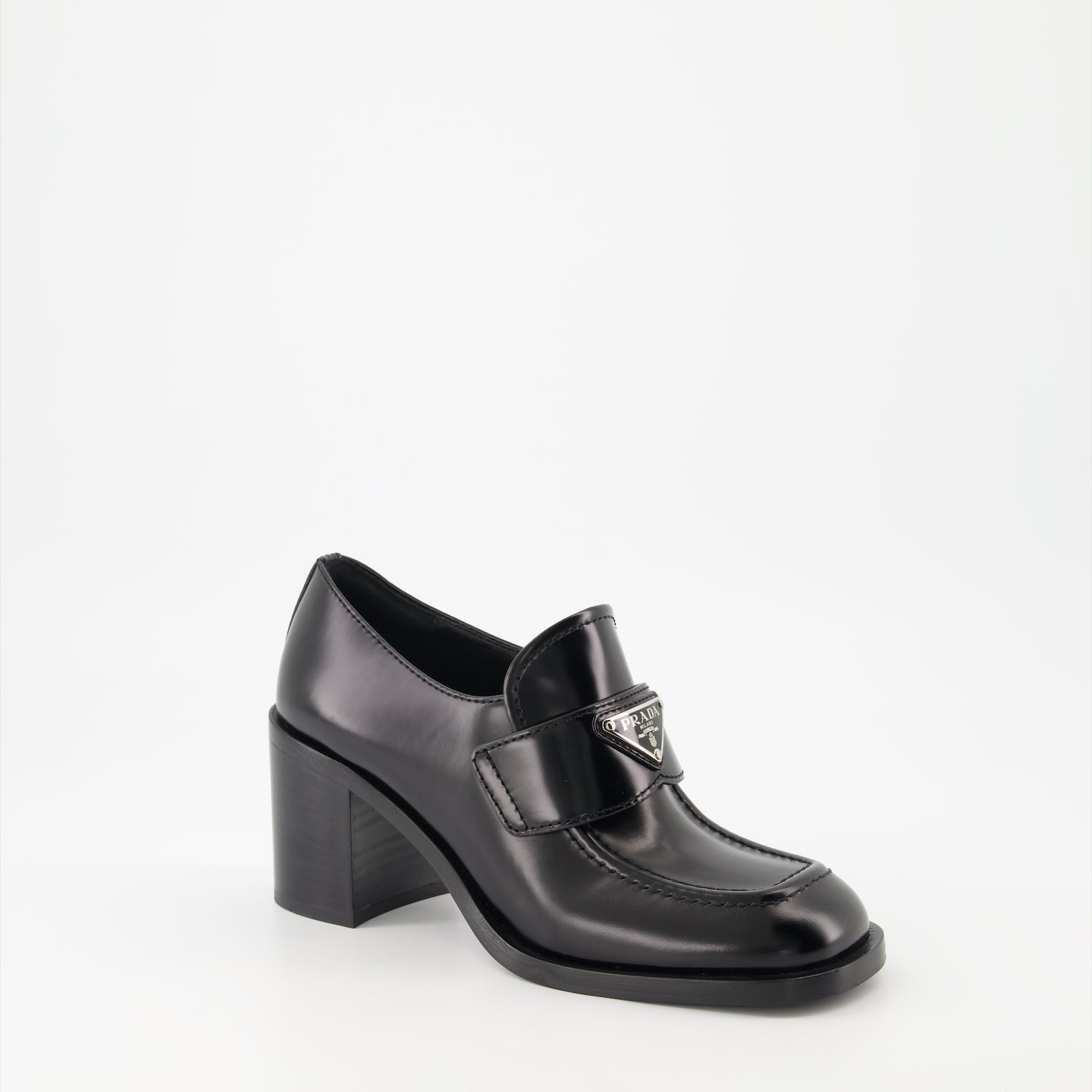 Mocassins Mocassins à talon Prada Noir Femme