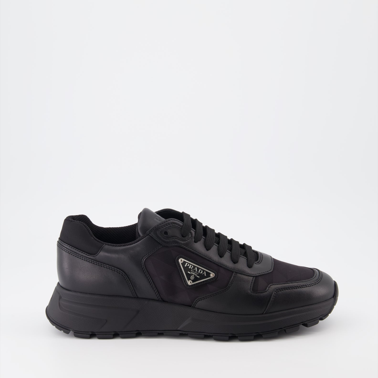 Baskets Baskets en cuir et Re-Nylon Prada Noir Homme