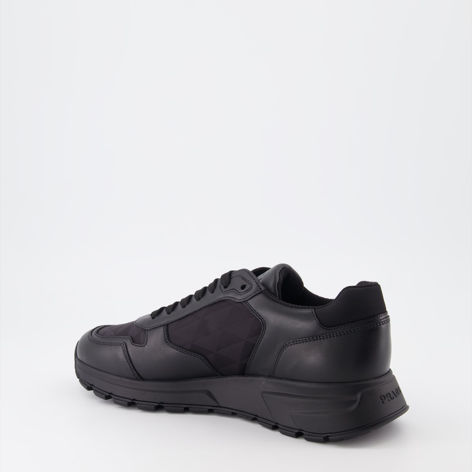 Baskets Baskets en cuir et Re-Nylon Prada Noir Homme