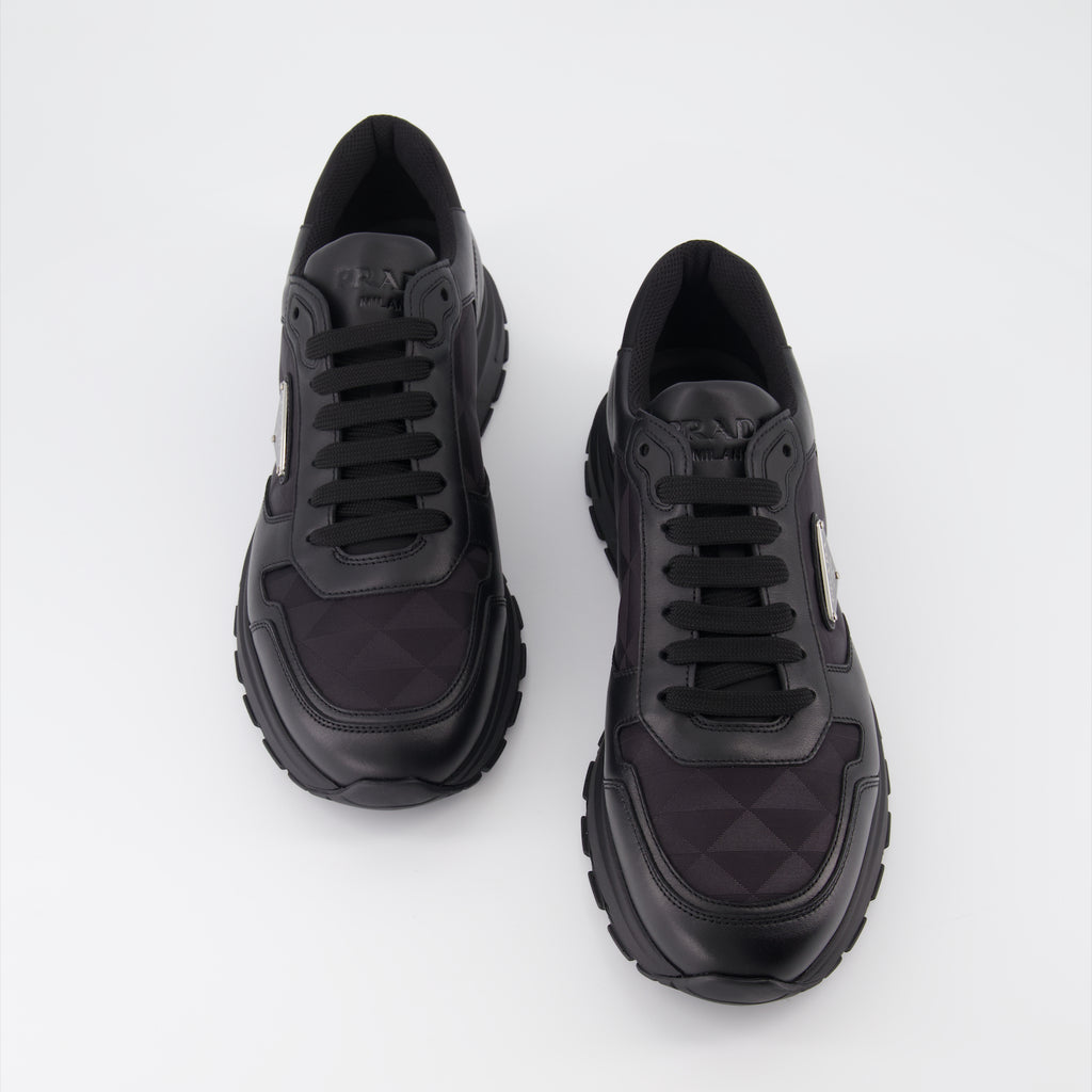 Baskets Baskets en cuir et Re-Nylon Prada Noir Homme