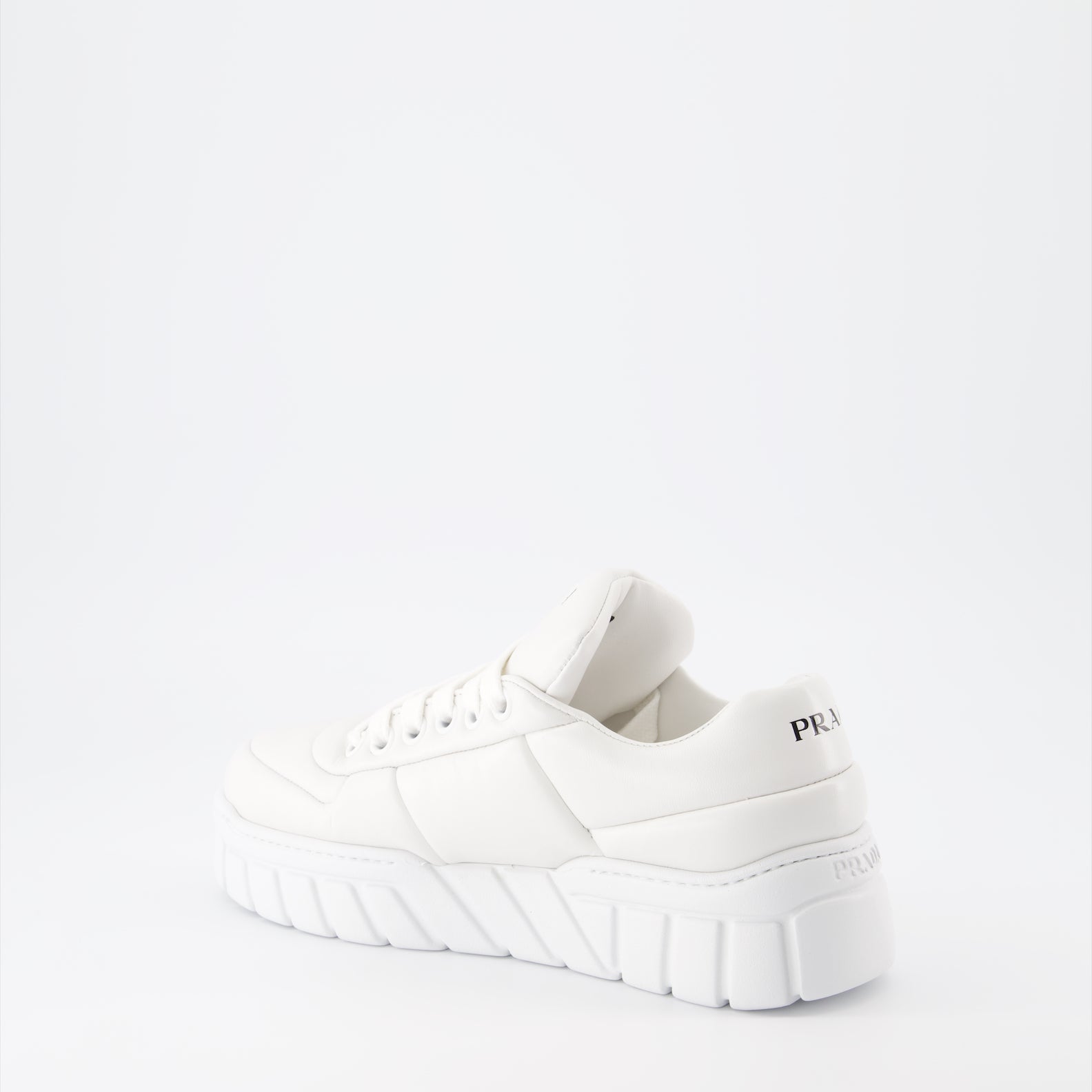 Baskets Baskets en cuir nappa Prada Blanc Femme