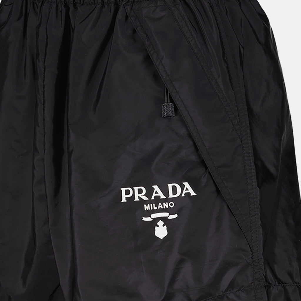 Shorts Short en nylon Prada Noir Femme