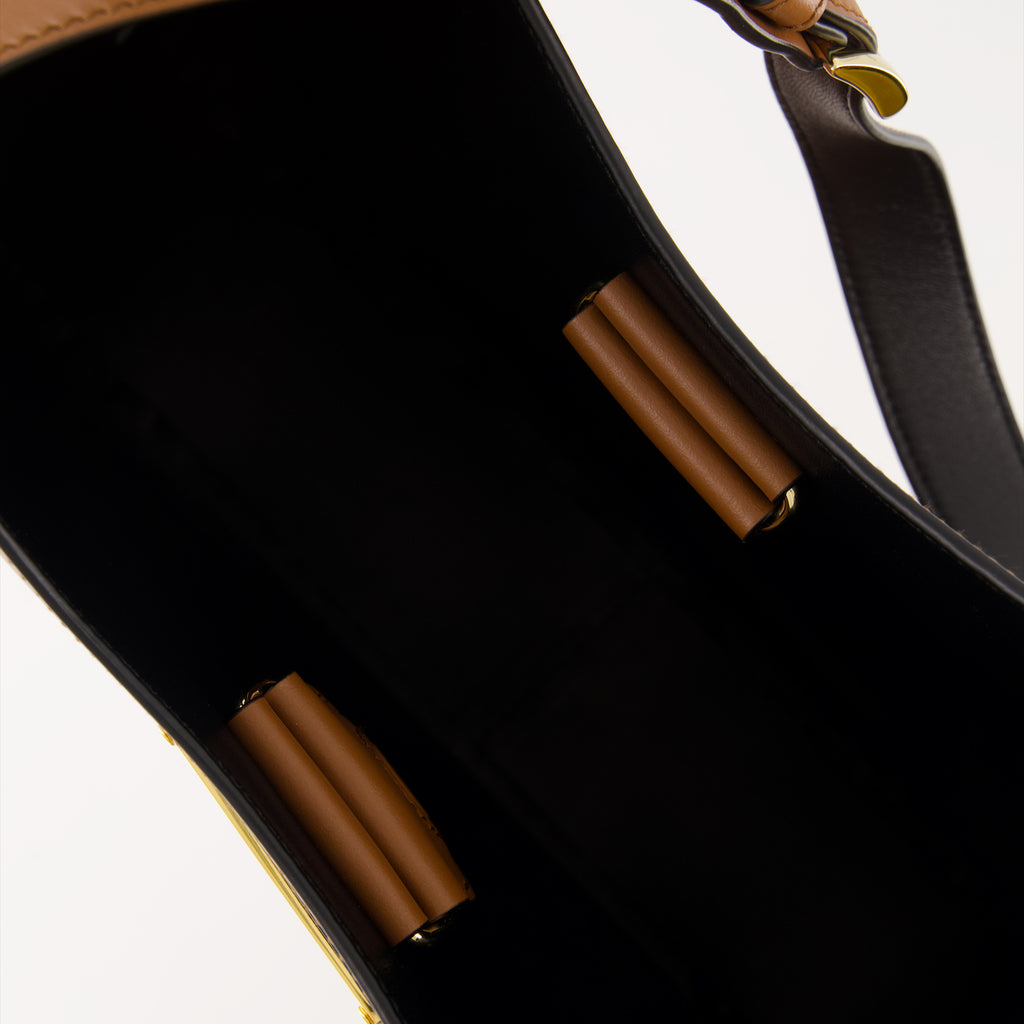 Borse a mano e a spalla Sac à bandoulière en cuir Prada Marrone Femme