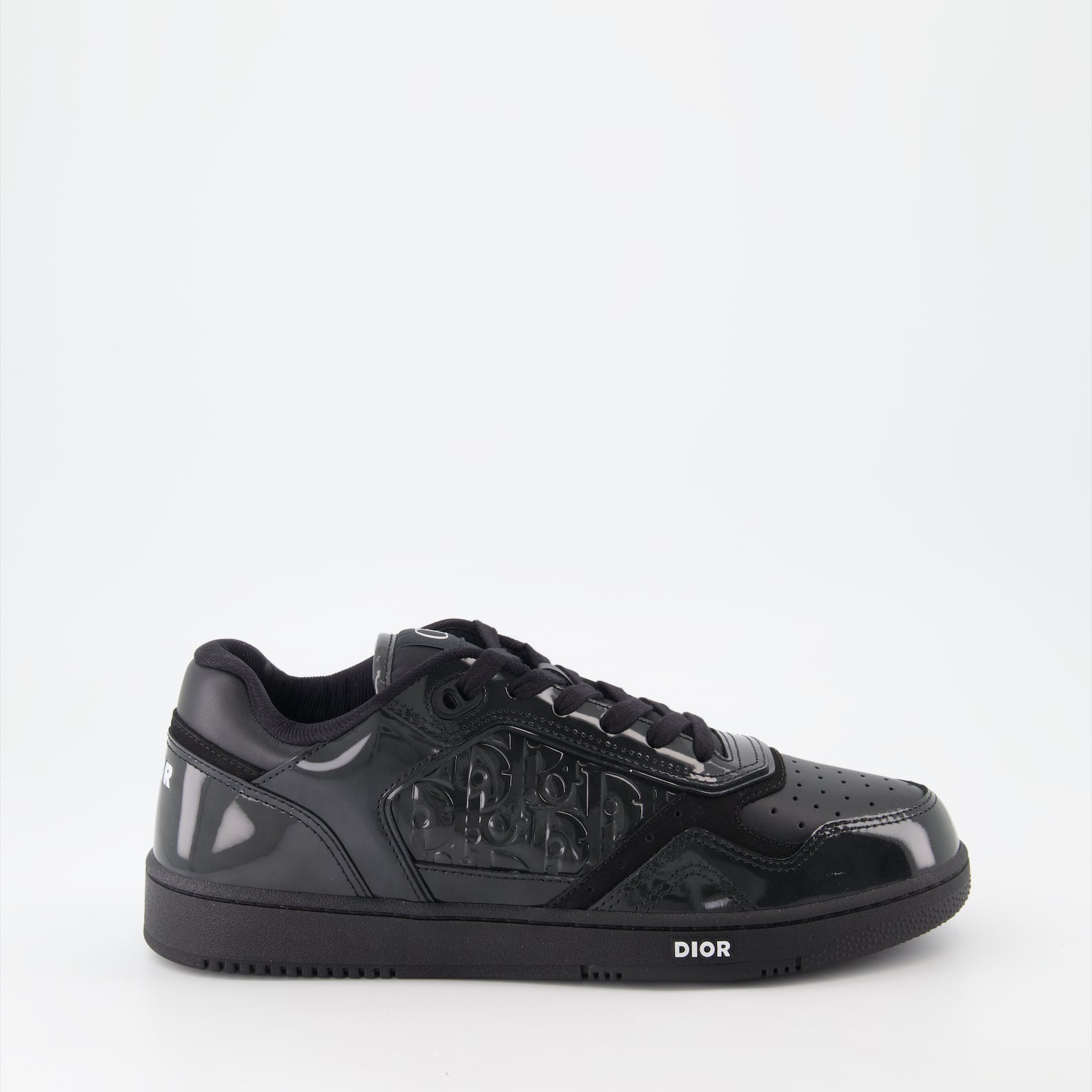 B27 sneakers