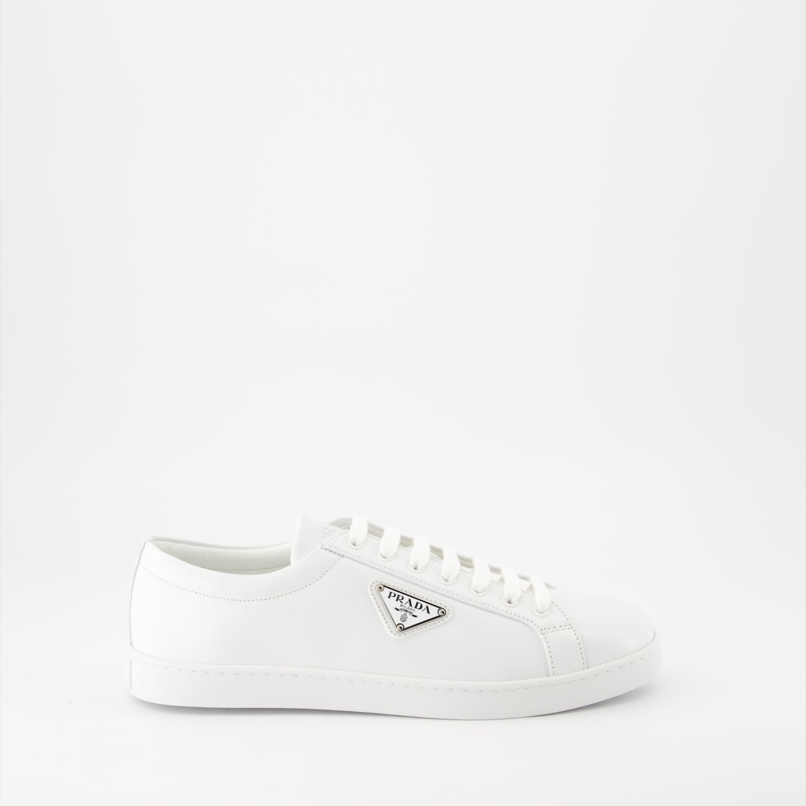 Baskets Baskets en cuir brossé Prada Blanc Homme
