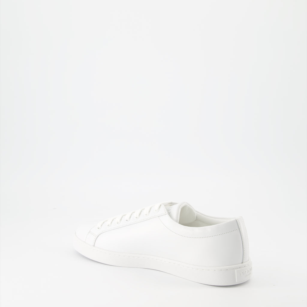 Baskets Baskets en cuir brossé Prada Blanc Homme