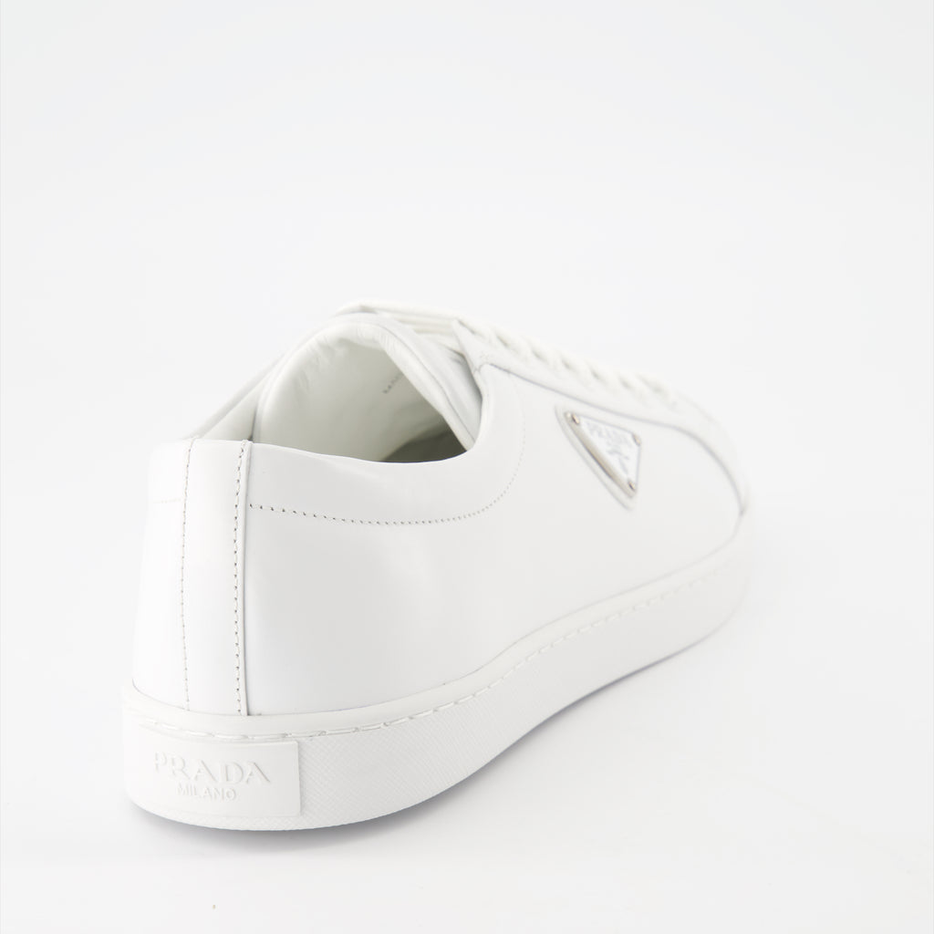Baskets Baskets en cuir brossé Prada Blanc Homme