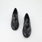 Mocassins Mocassins en cuir brossé Prada Noir Femme