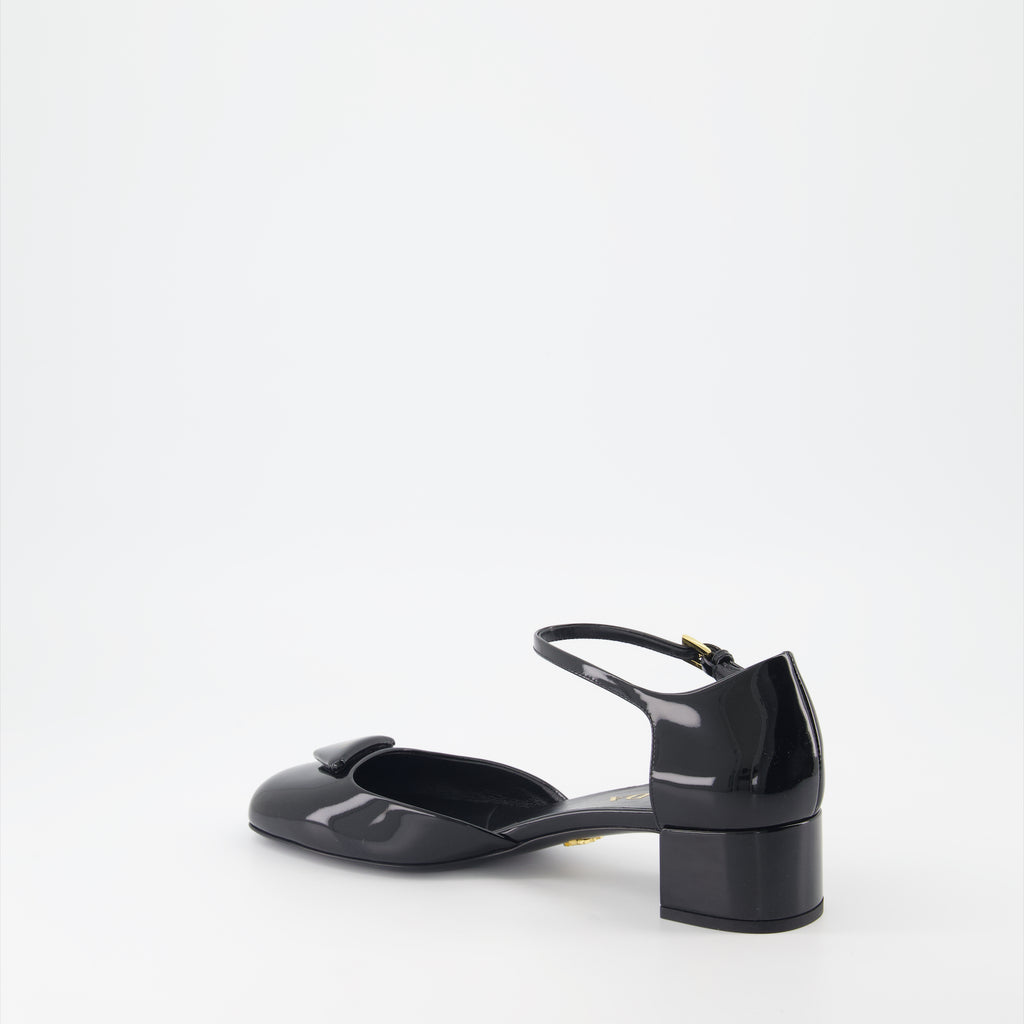 Escarpins Escarpins en cuir verni Prada Noir Femme