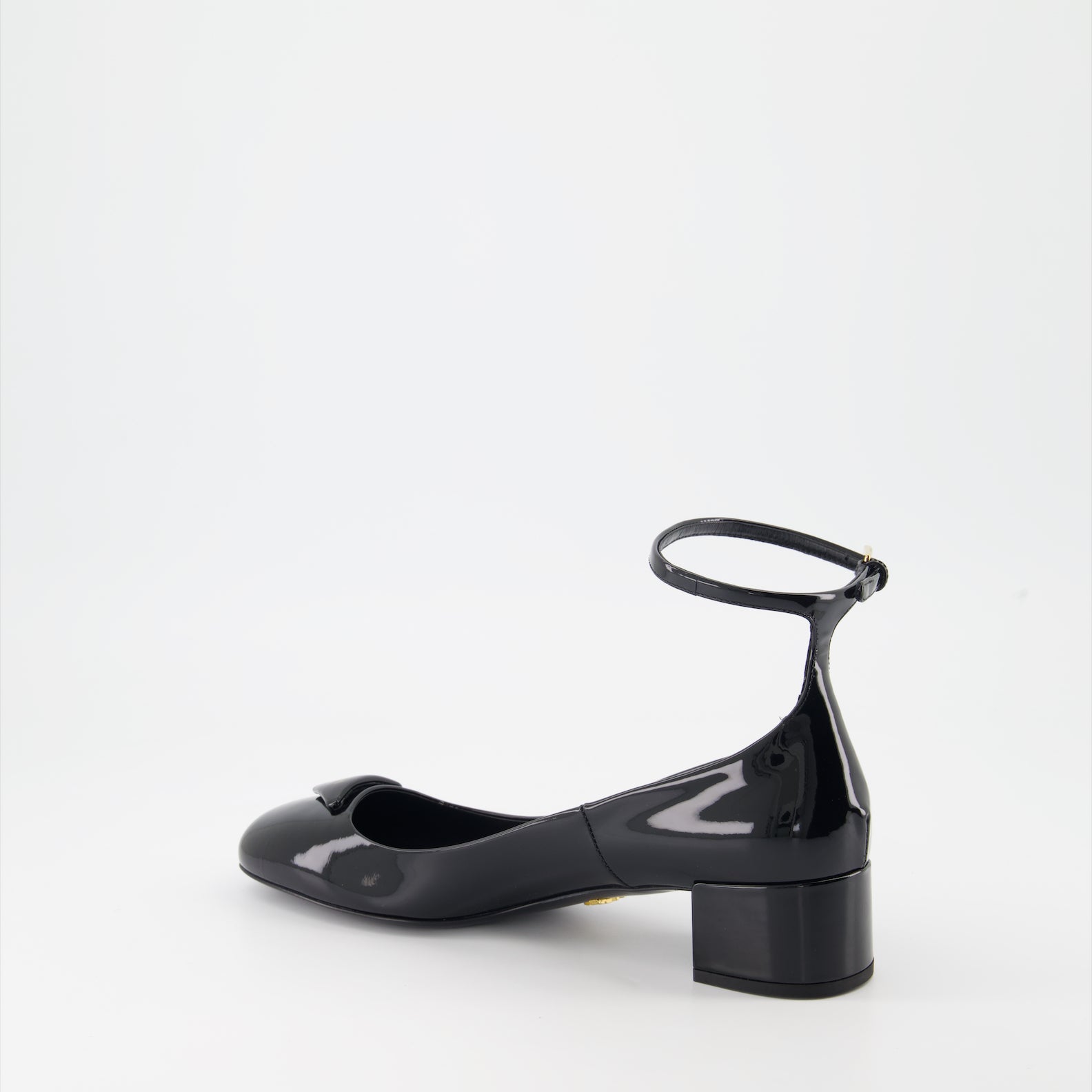 Escarpins Escarpins en cuir verni Prada Noir Femme