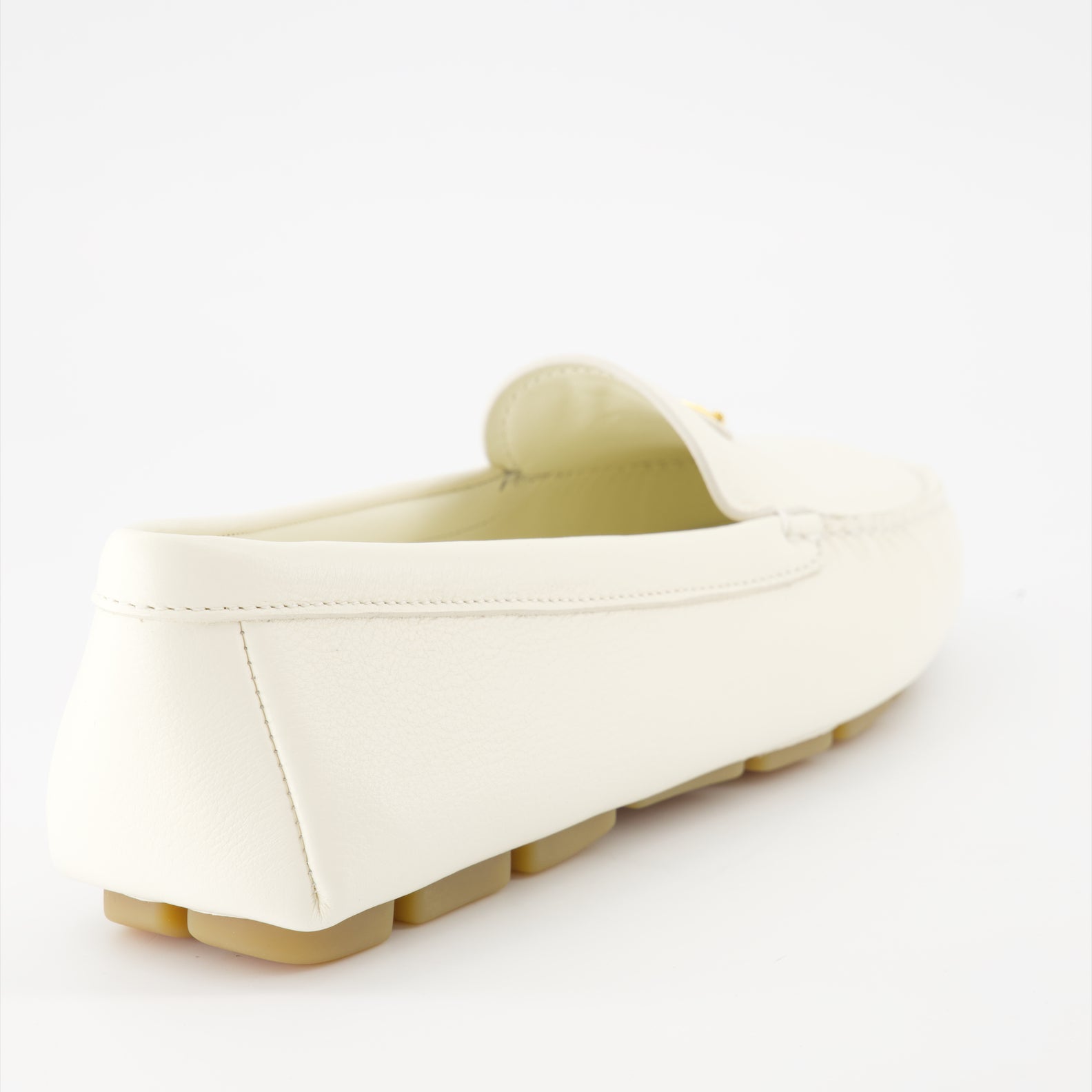 Mocassins Mocassins en velours Prada Blanc Femme