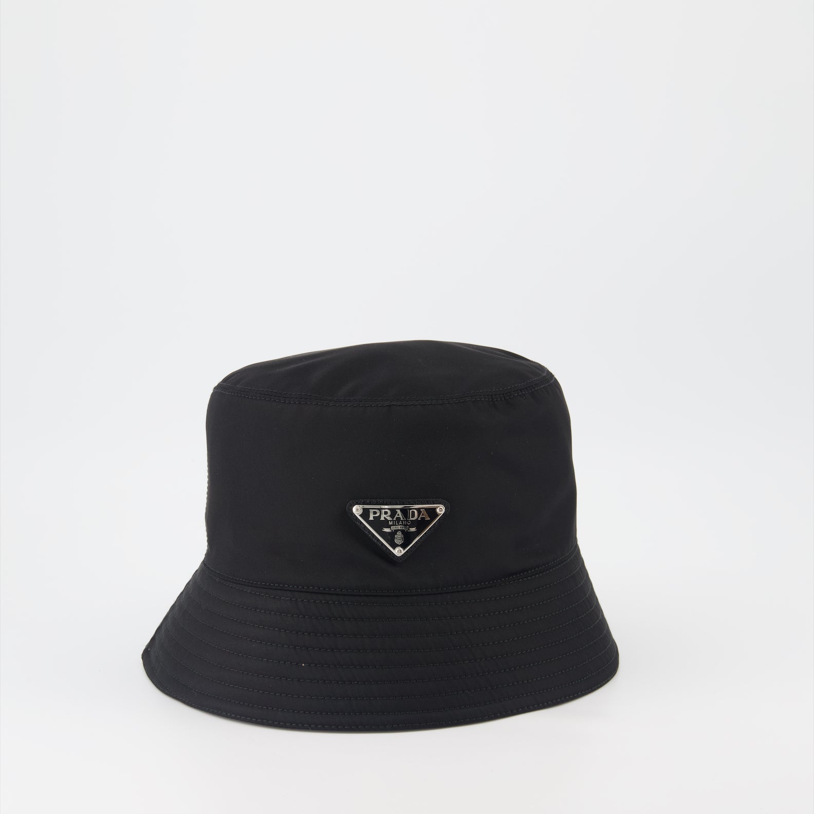 Hats, caps and beanies Re-Nylon Bucket Hat Prada Black Man