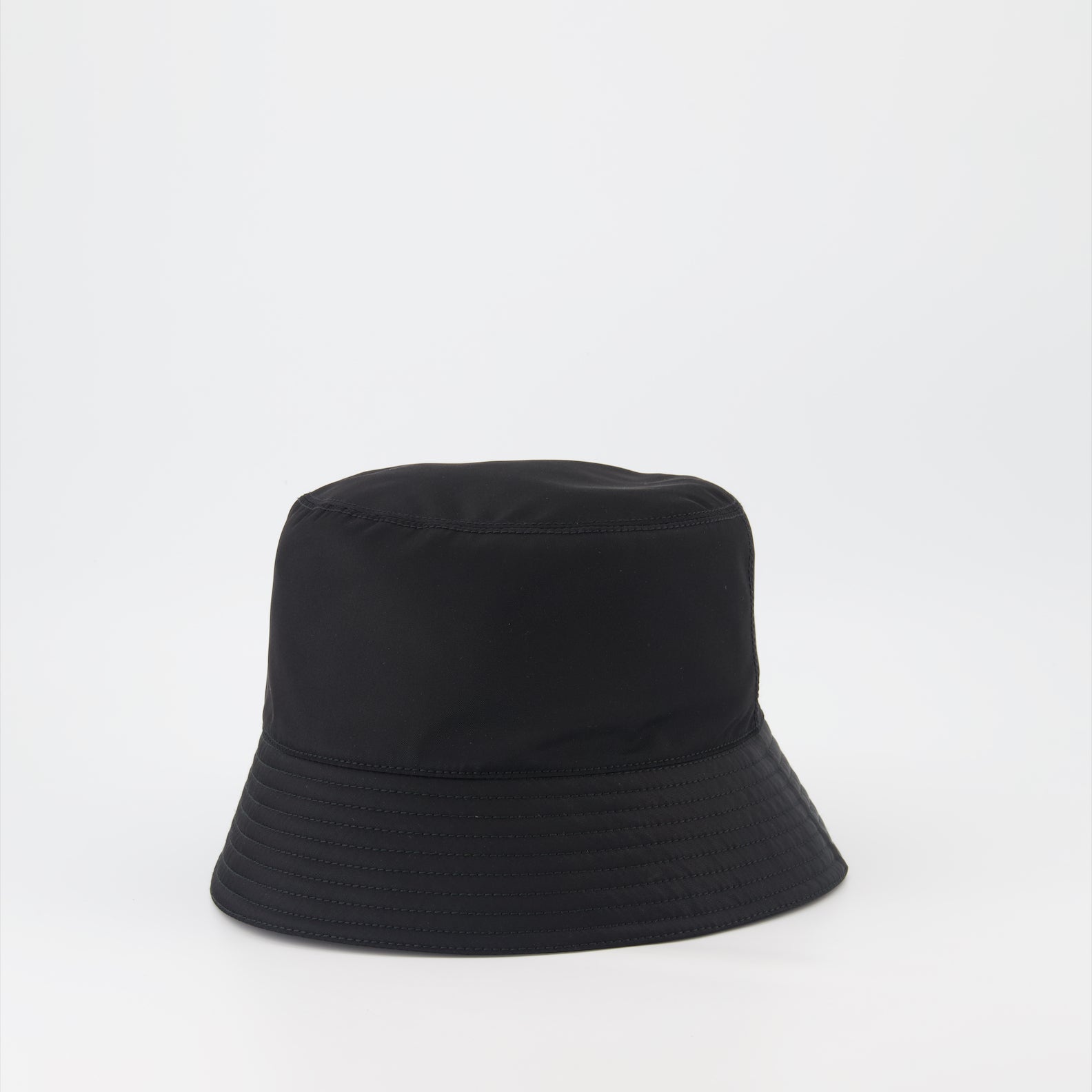 Hats, caps and beanies Re-Nylon Bucket Hat Prada Black Man