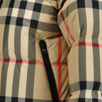 コート チェックのダウンジャケット Burberry ベージュ 女性