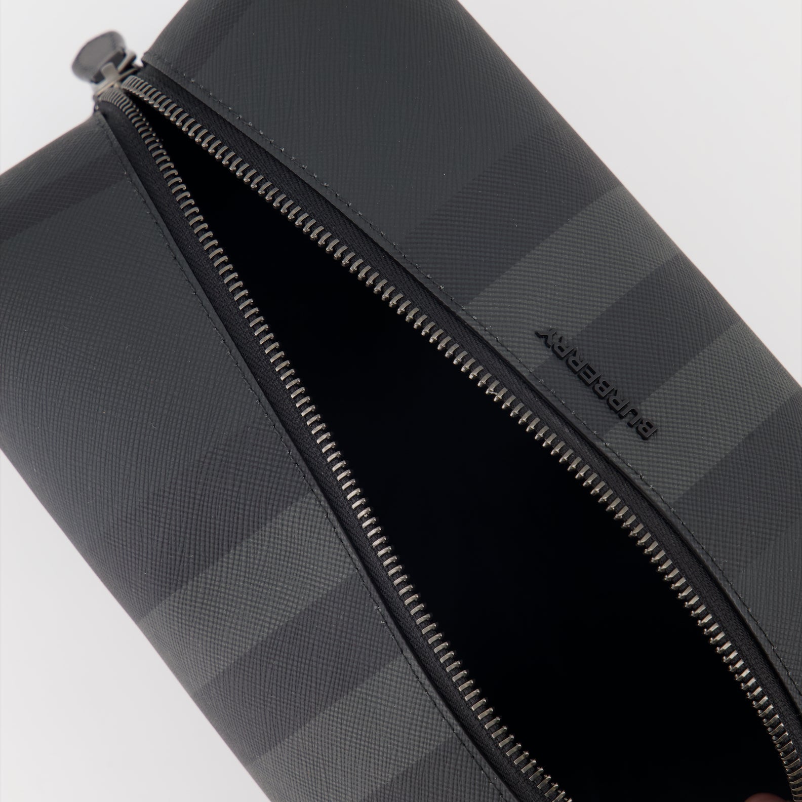 Taschen Trousse de toilette à carreaux Burberry Grau Homme