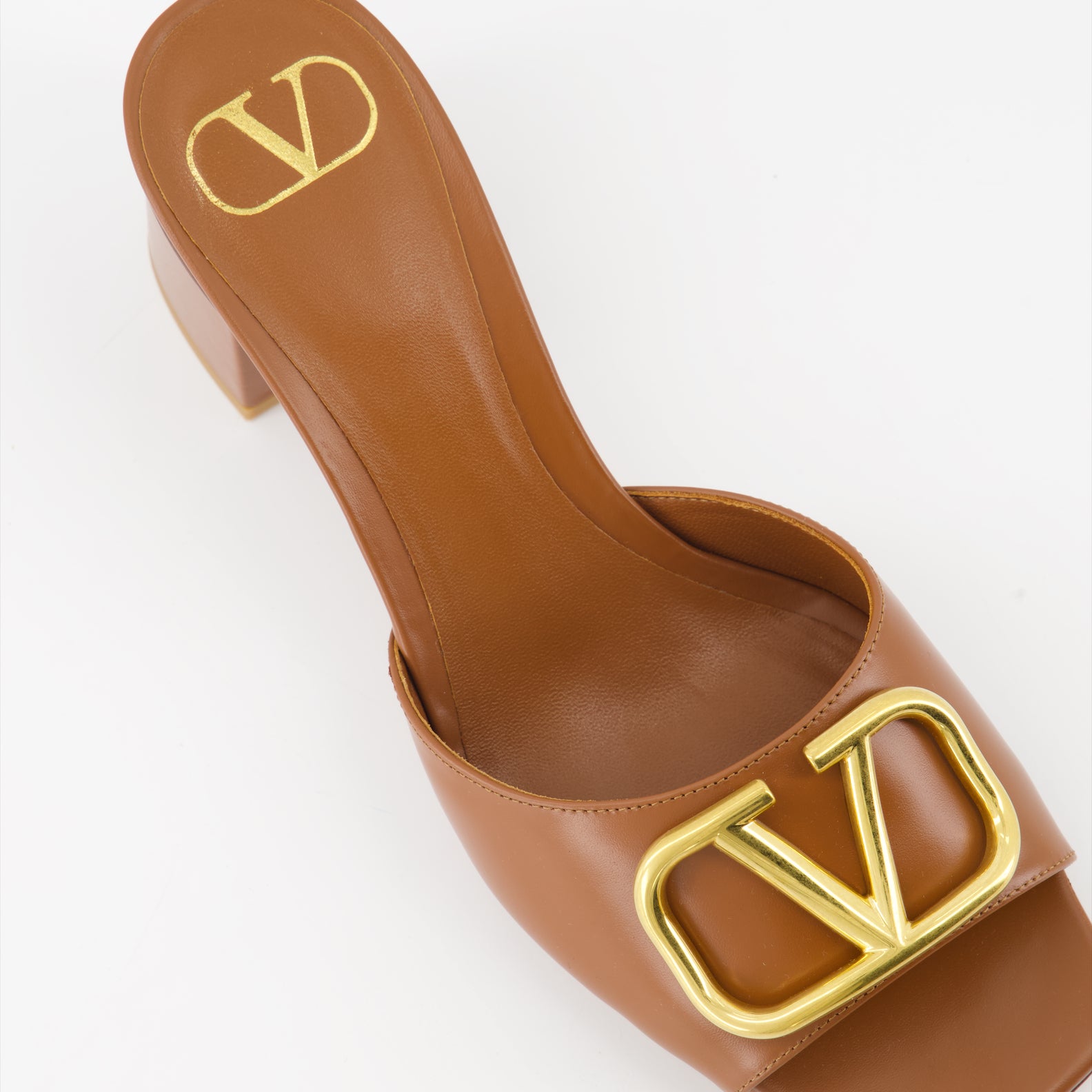 Zapatos abiertos Mules VLogo Valentino Garavani Marrón Femme