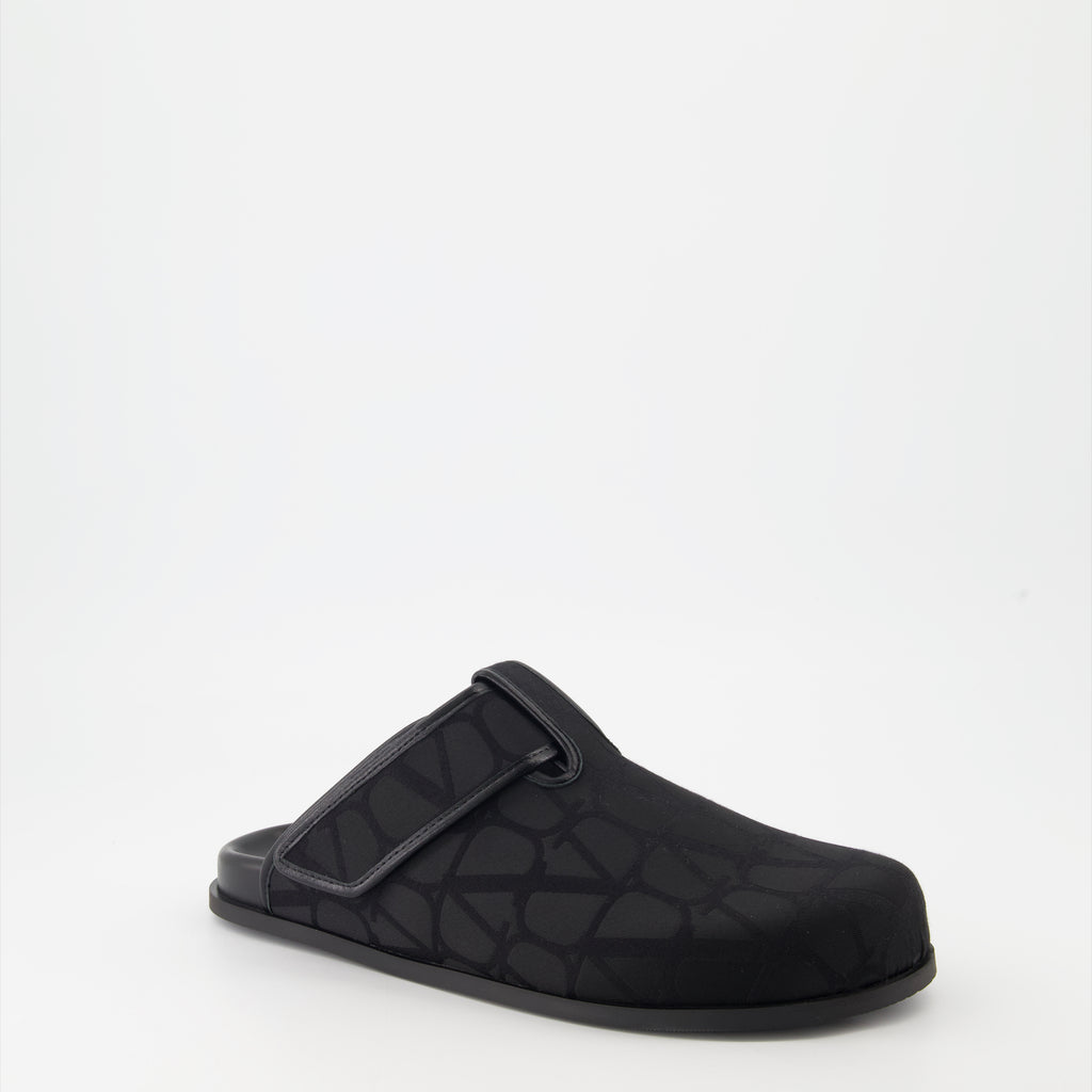 Zapatos abiertos Zuecos de Lona Monogram Valentino Garavani Negro Homme