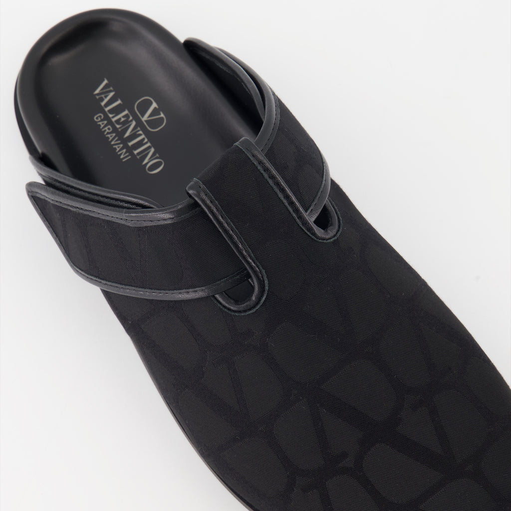 Zapatos abiertos Zuecos de Lona Monogram Valentino Garavani Negro Homme