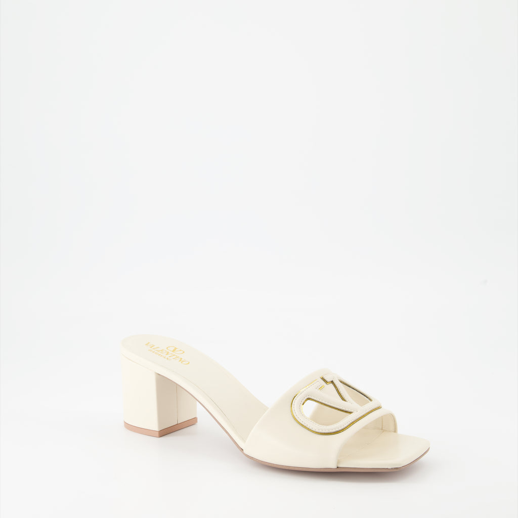 オープントゥシューズ Vロゴミュール Valentino Garavani 白 女性