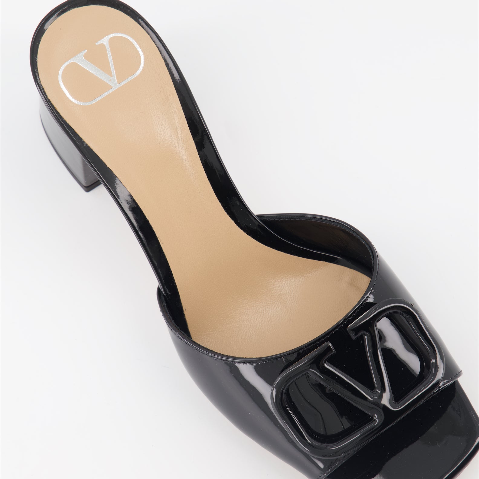 Zapatos abiertos Mules VLogo à talon Valentino Garavani Negro Femme