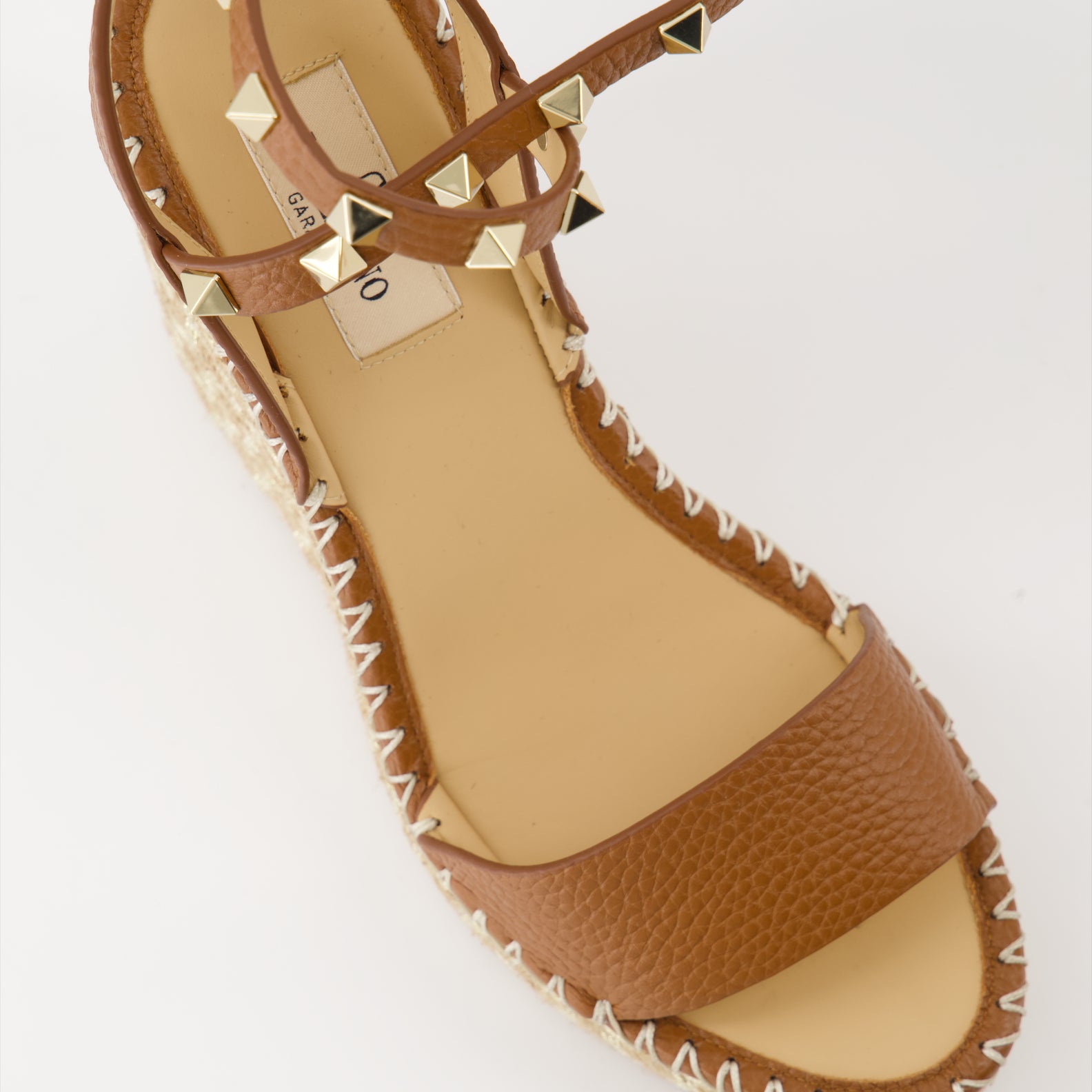 Compensées et plateformes Sandales Rockstud compensées Valentino Garavani Marron Femme