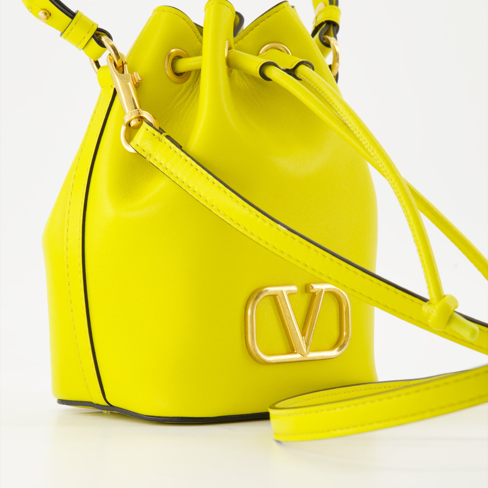 Beuteltaschen Sac seau VLogo Signature Valentino Garavani Gelb Femme